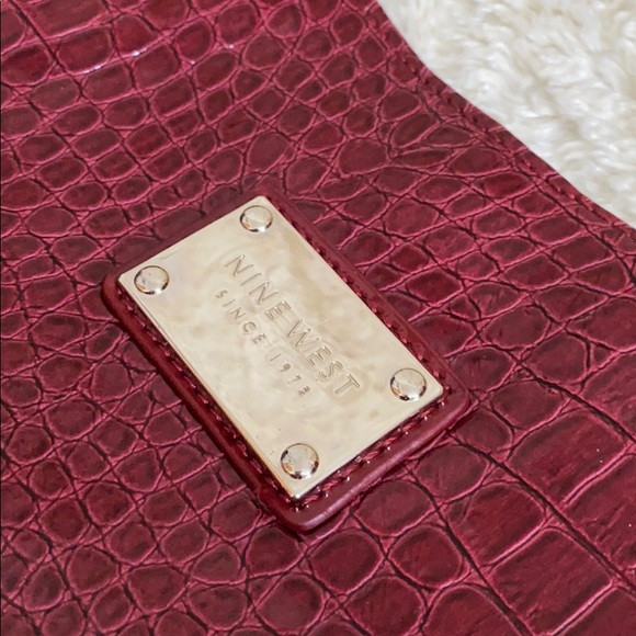 ‼️SOLD‼️ Nine West Bag - Picture 2 of 9